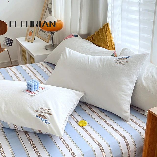 Washed Cotton Duvet Cover Set, 4 Pieces Luxury Soft Bedding Set with Buttons Closure.