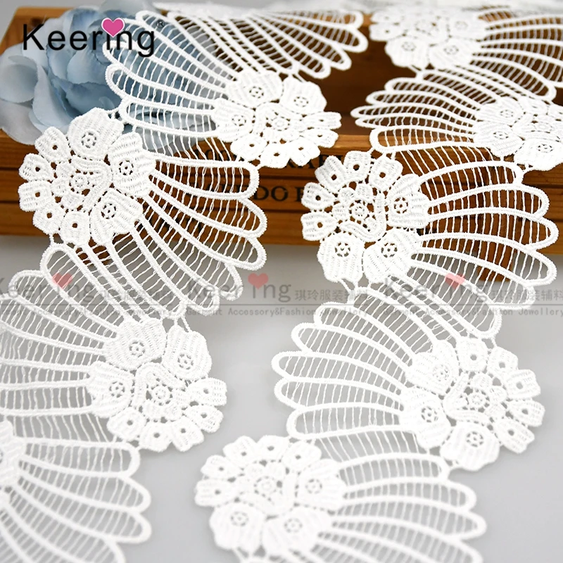 Knitted Technics Customized Design Lace Fabrics Leaf Shell Lace Embroidered for Dress Custom Party Embroidery Fabric 300 Yards