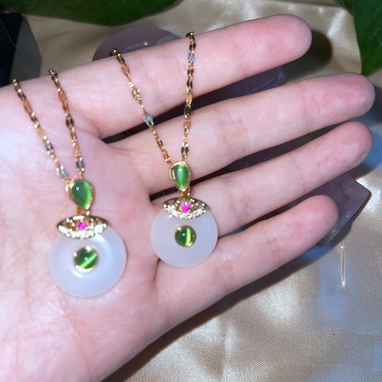 Best Selling 2022 Jialin natural jade agate round coin white clear jadeite hetian jade pendant necklace for women