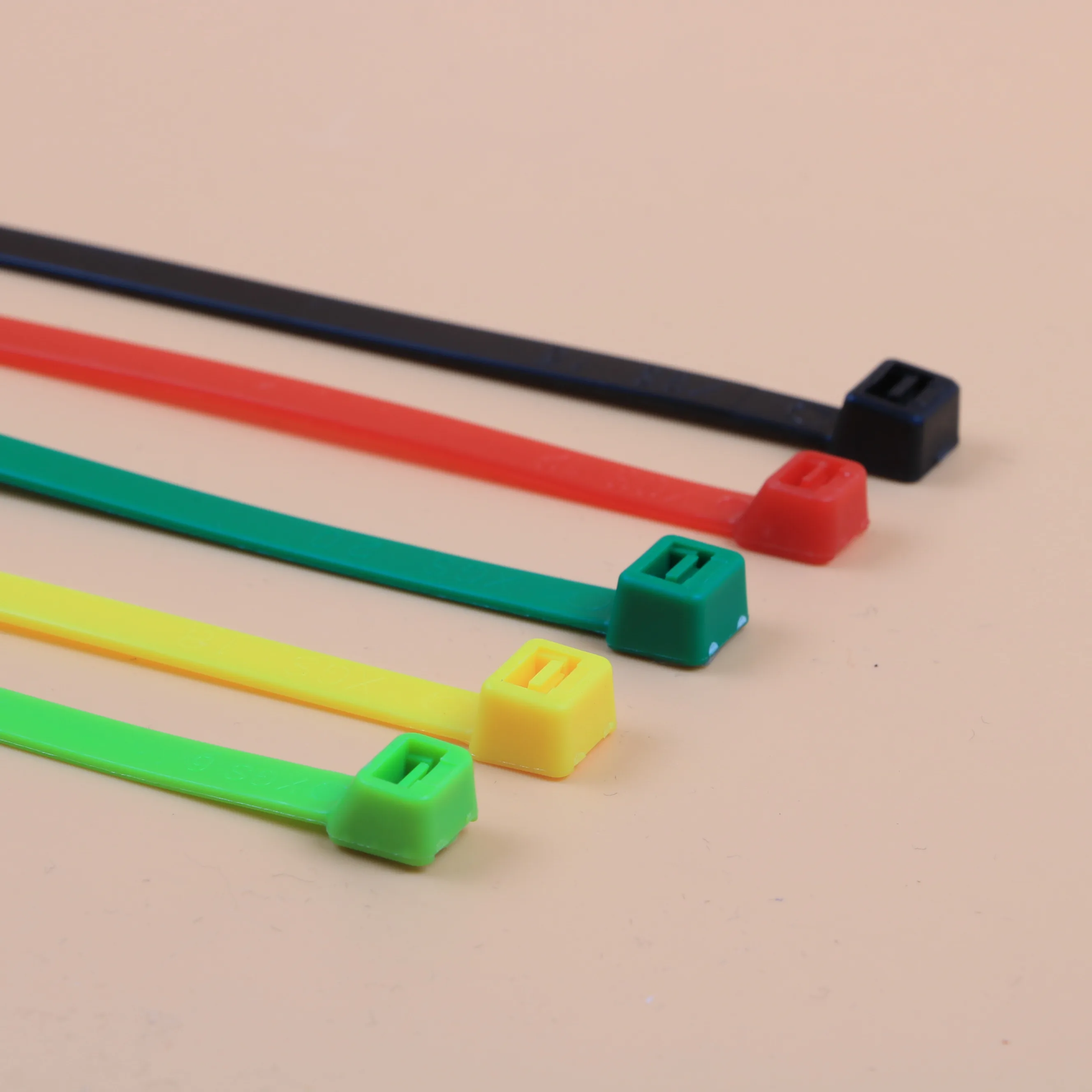 Custom design Eco-friendly Self Locking Adjustable Wiring Accessories Nylon Cable Tie