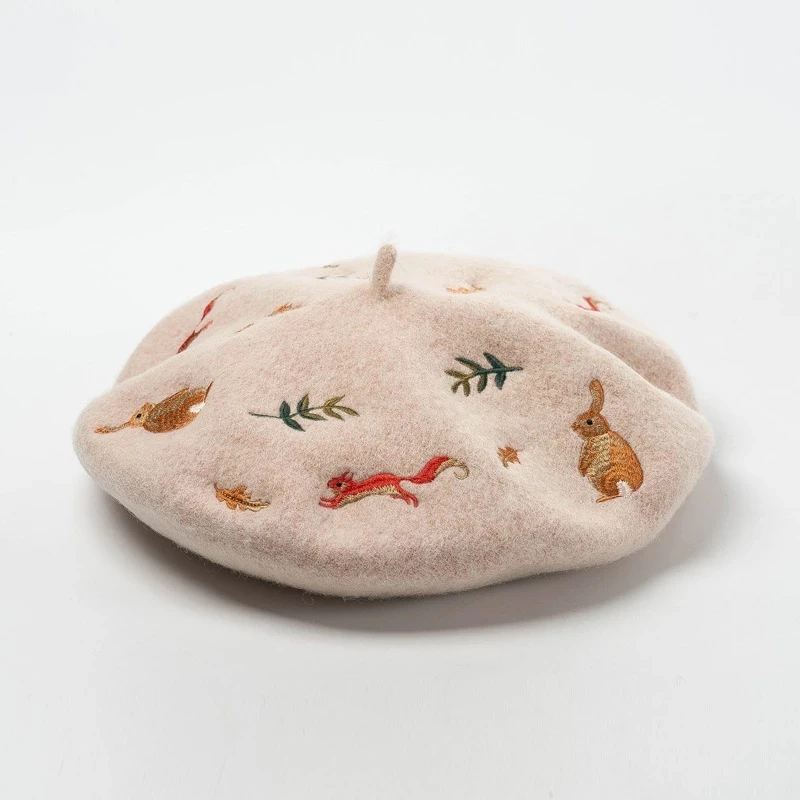 Korean Autumn and Winter New Mori Rabbit Squirrel Leaves Embroidered Wool Beret Artist Hat Wool Hat