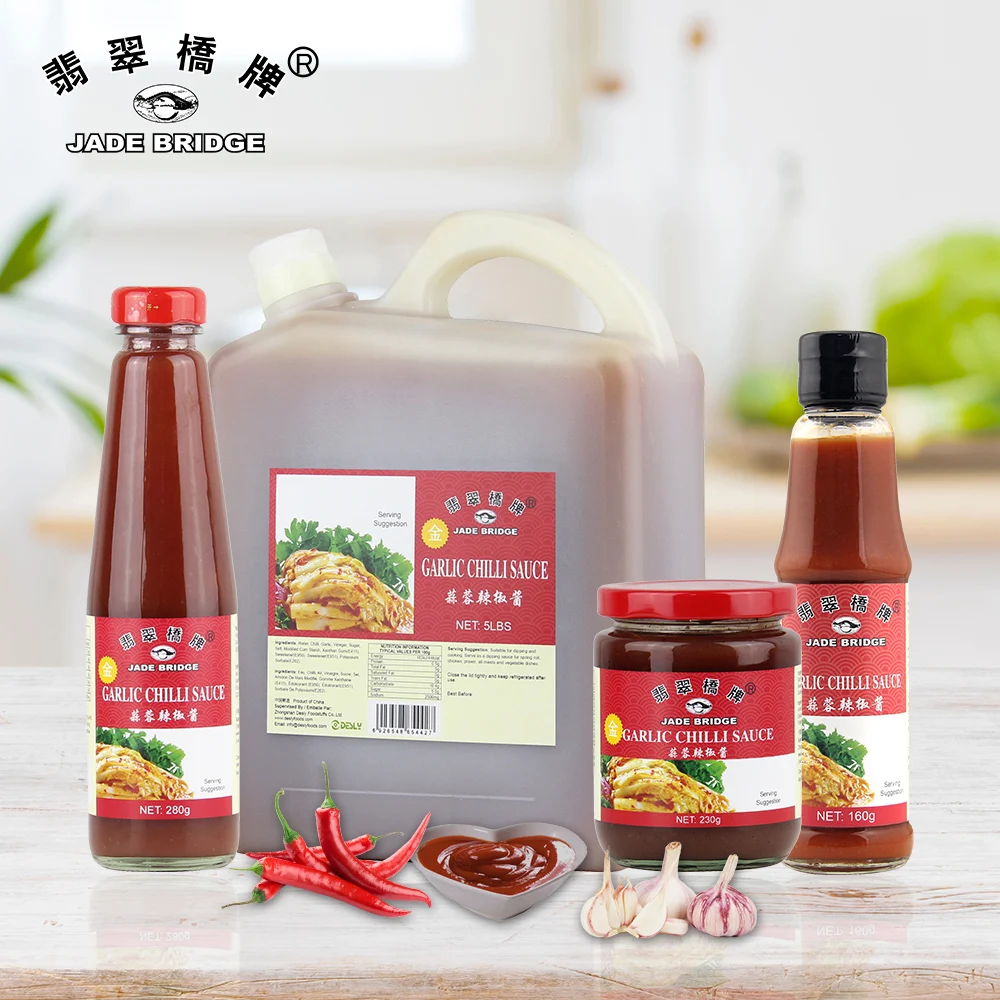 Supermarket Supplier Spicy Red Pepper Patse 320 g Molho de Chili Quente Sriracha Hot Chilli Sauce with Factory Price
