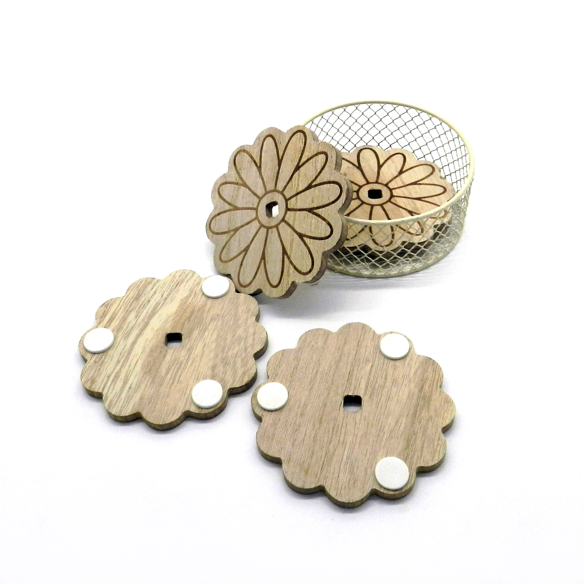 
Daisy Shape Wooden Coaster Set with Wire Basket Holder, Handmade Dinner Coaster Table Drink Coasters, Home/Office Decor 