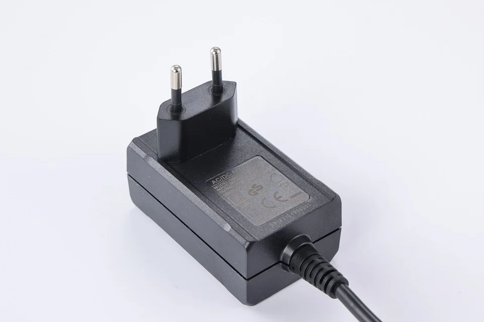 GVE Универсальный 24W 36W 100- 240v 50/60 Гц постоянного/переменного тока 12В 13V 24V 1.2A 1.8A 2.0A 3.0A переменного Адаптеры источнтика питания 12V 1a