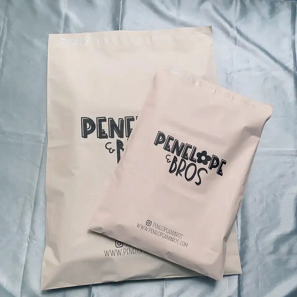 Custom Logo Branded Plastic Bio Degradable Poly Mailers Shipping Delivery Packaging Frosted Mailing Bags For Clothing Business