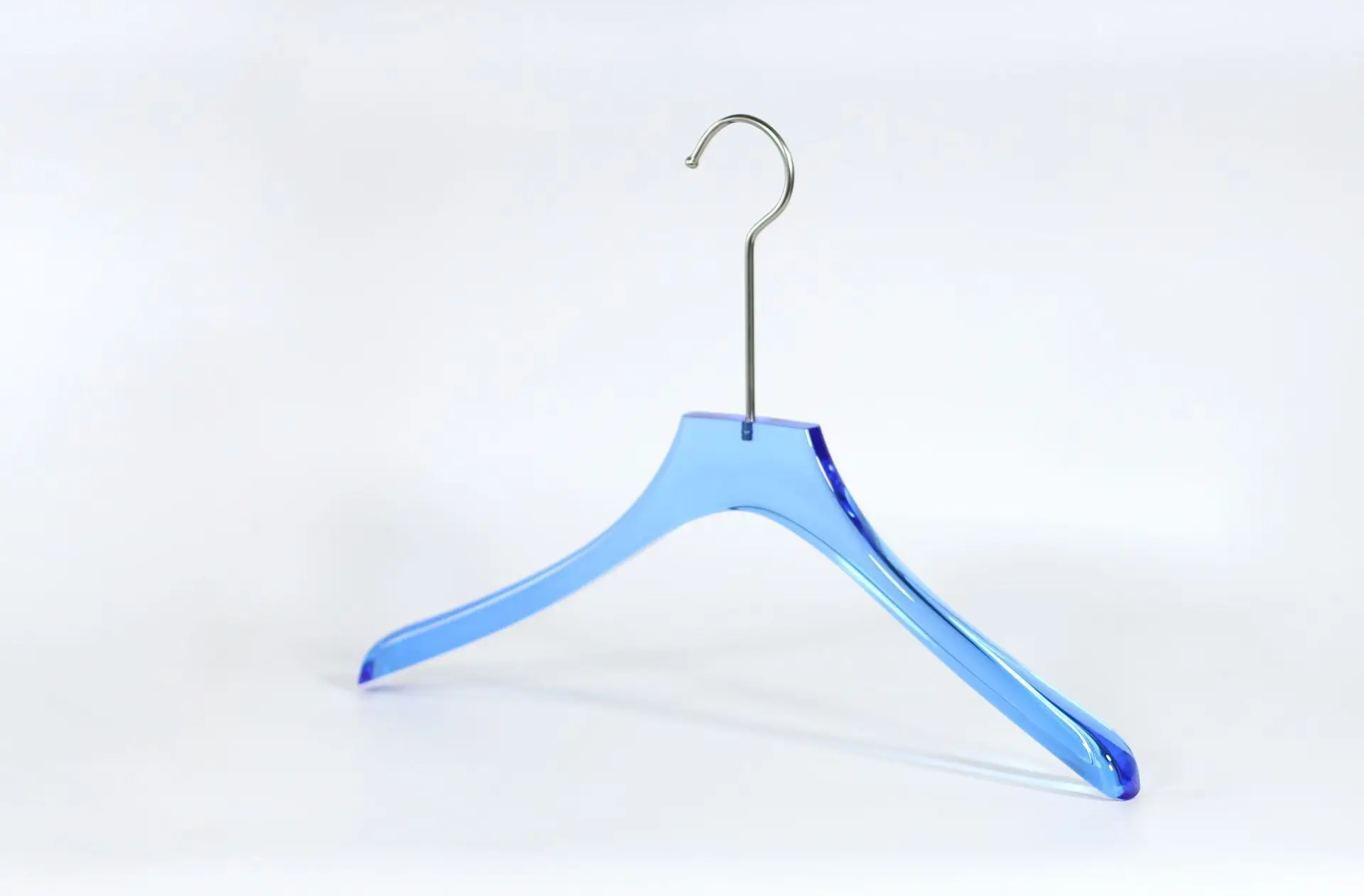 Manufacturers Acrylic Down Jacket Hanger Non-Slip Large Size Thicken Acrylic Muslim Robe Hanger for Man