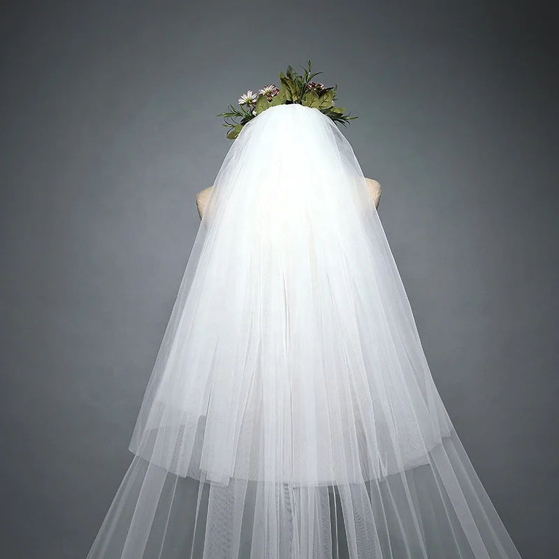 Long Style Big Trailing Lace Trim Wedding Veil Sequined Bridal Veil With Vein DX9028
