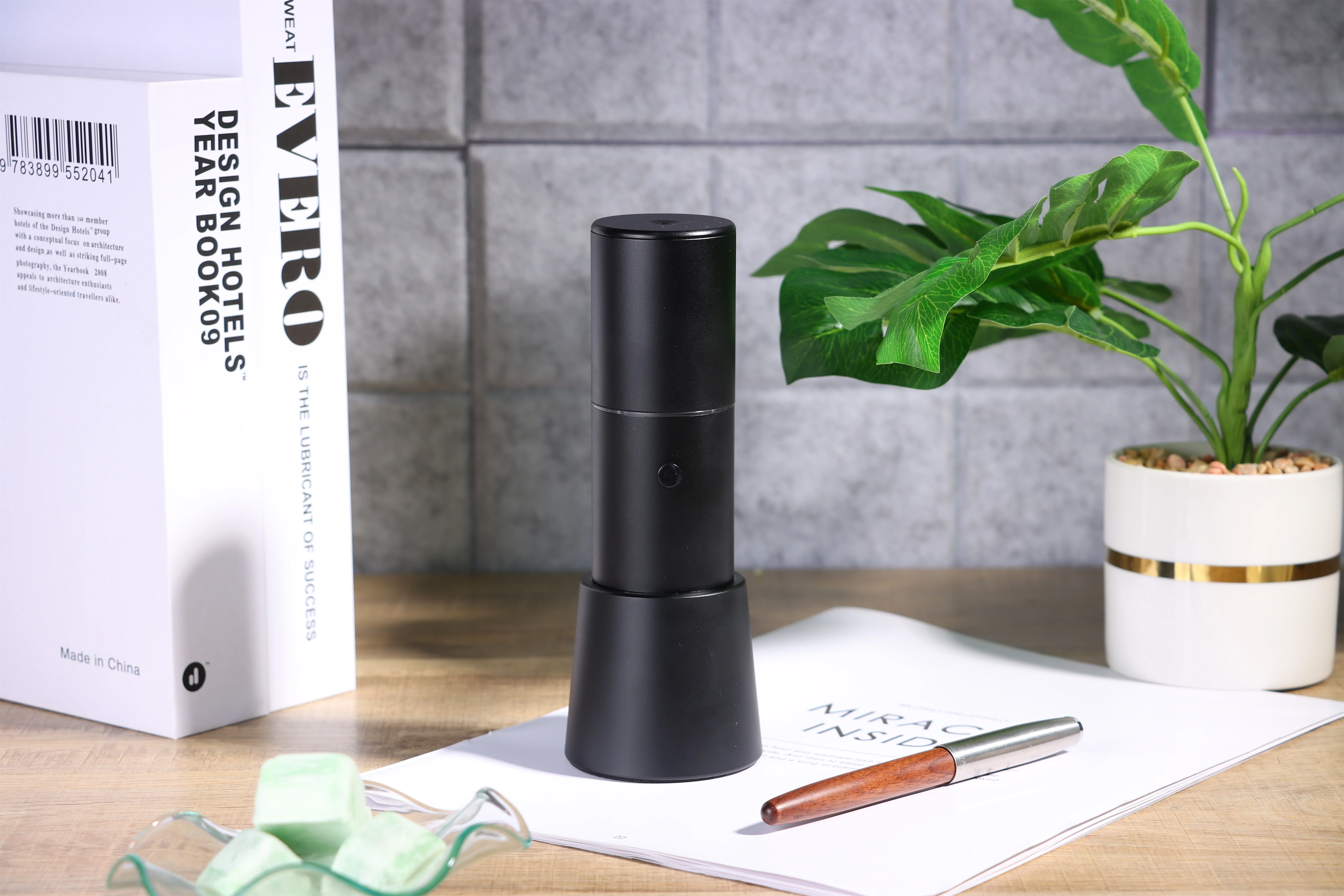Portable  Small Home/car/office use essential oil nebulizer waterless scent diffuser aroma difuser for aromatherapy