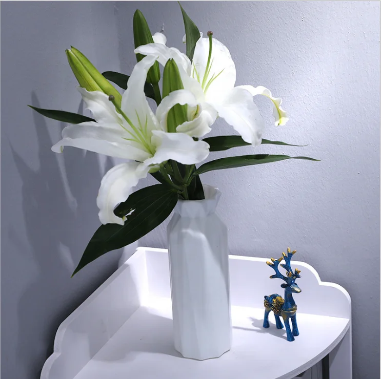 Plastic recycled white flower vase for home decor