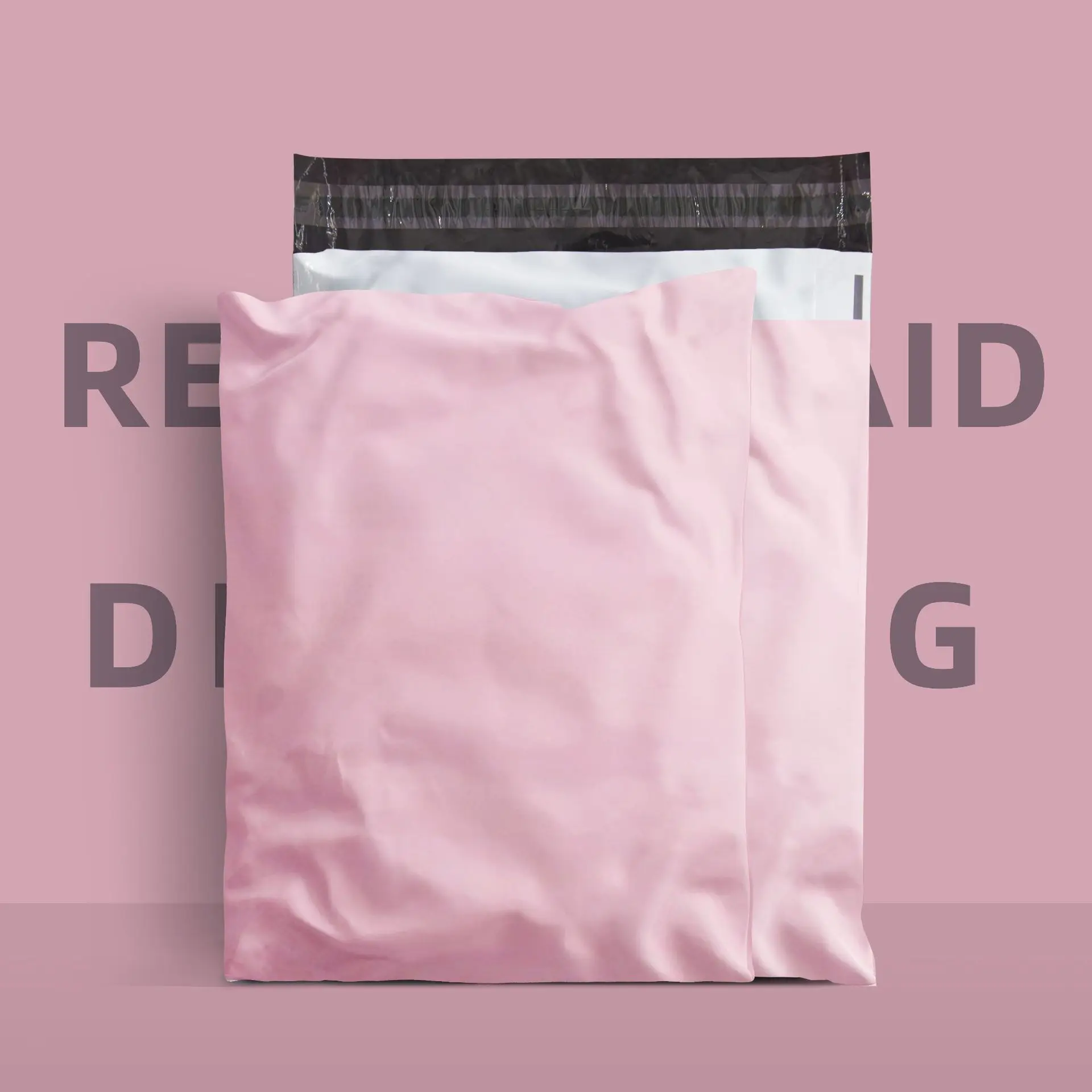 The factory produces customized express plastic bags with strong adhesive bags