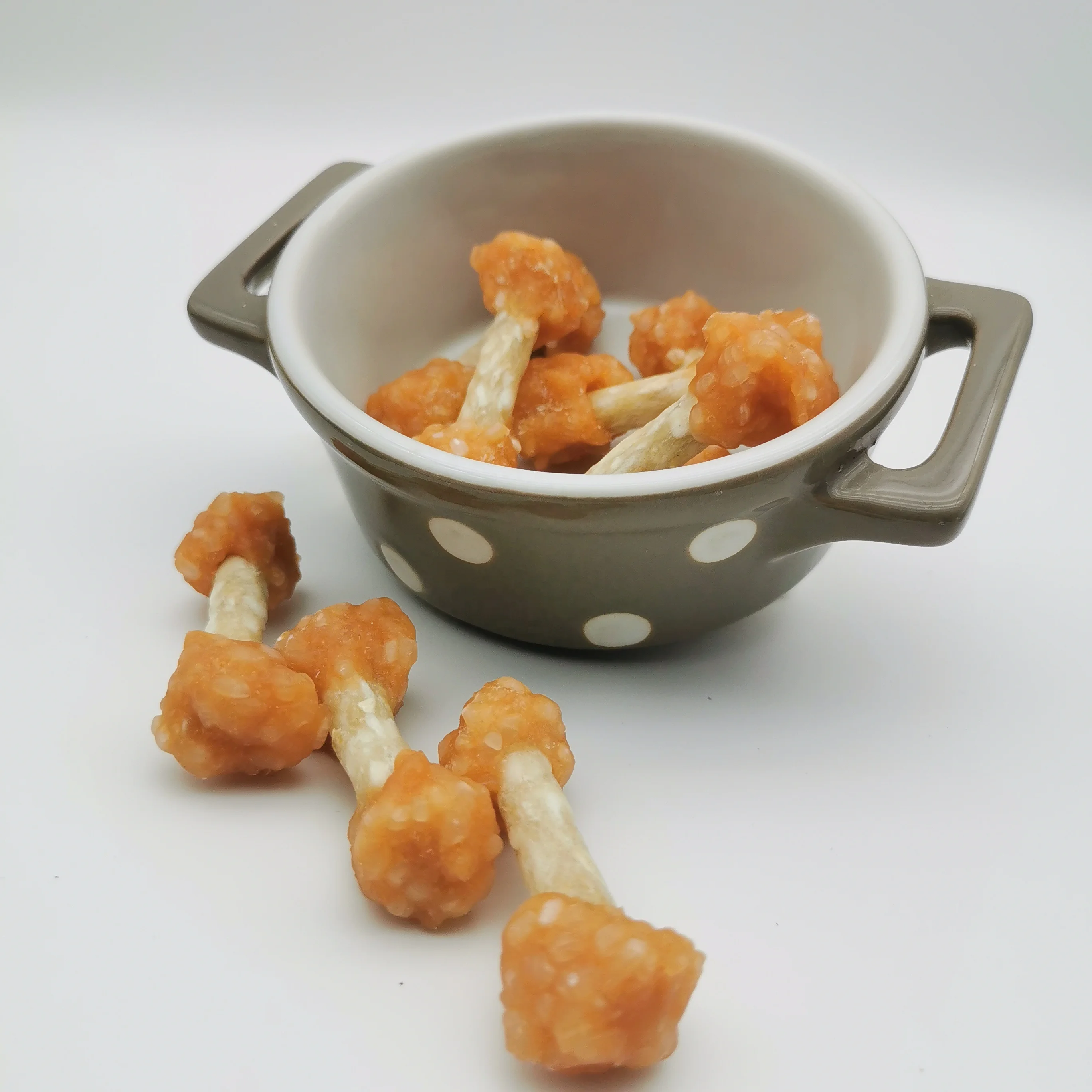 
OEM bulk chicken dumbbell with rice dental care chew dog treats factory 