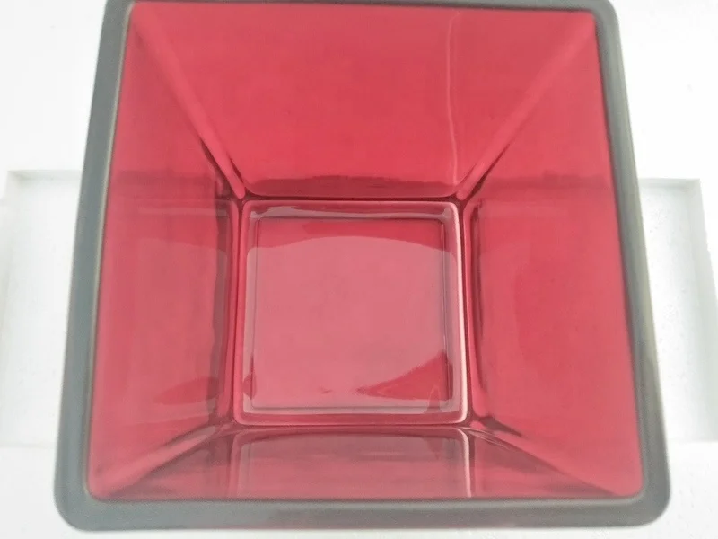 Hot Sale Large Quantity Glass Square Cube Vase/Cube Vase Glass/Red Color Cube Glass Vase for Flowers Planter