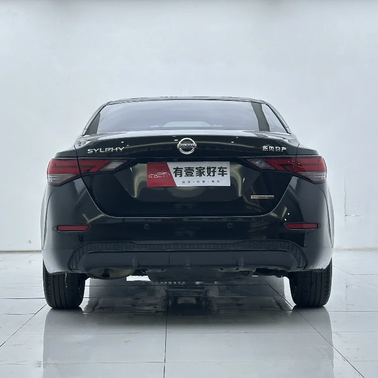 В наличии подержанные автомобили Nissan Sylphy 2020 1.6L XL CVT дешевые