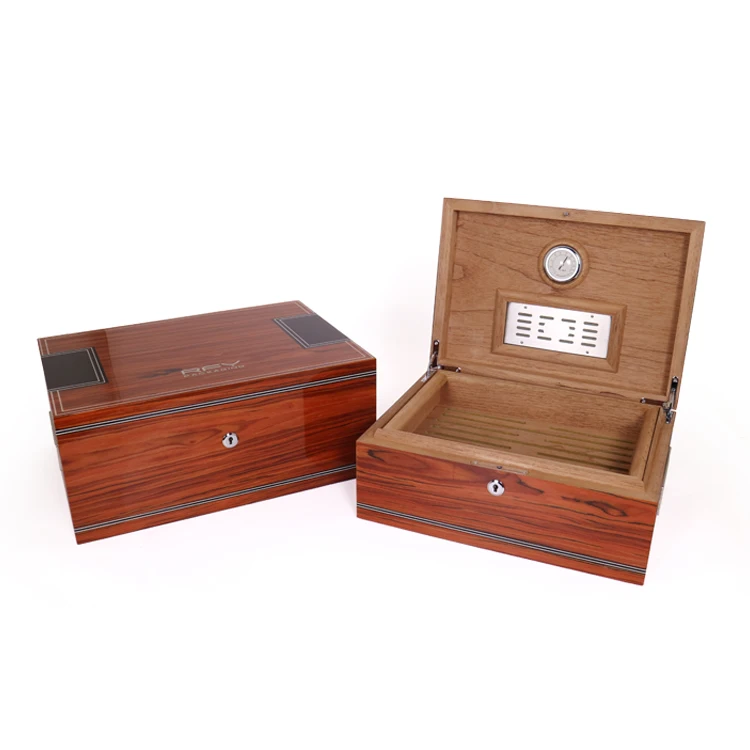 Custom Luxury Handmade Cigar Humidor Wholesale Cedar Cigar Desktop Box With Humidifier And Hygrometer