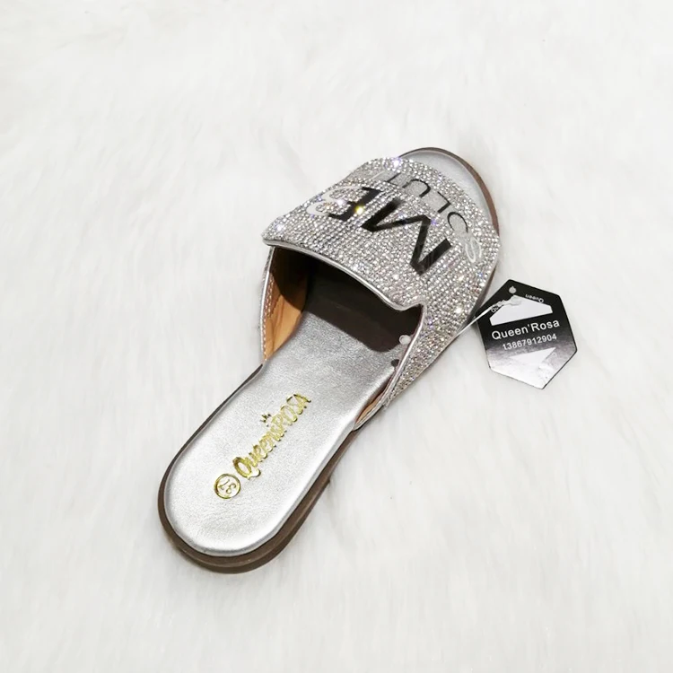 Explosion summer fashion rhinestone letters MB colorful soft and comfortable ladies ladies flat slippers