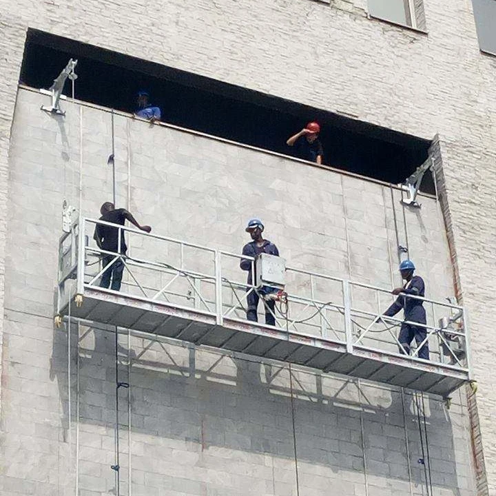 High rise building window cleaning electric scaffolding suspended platform construction gondola