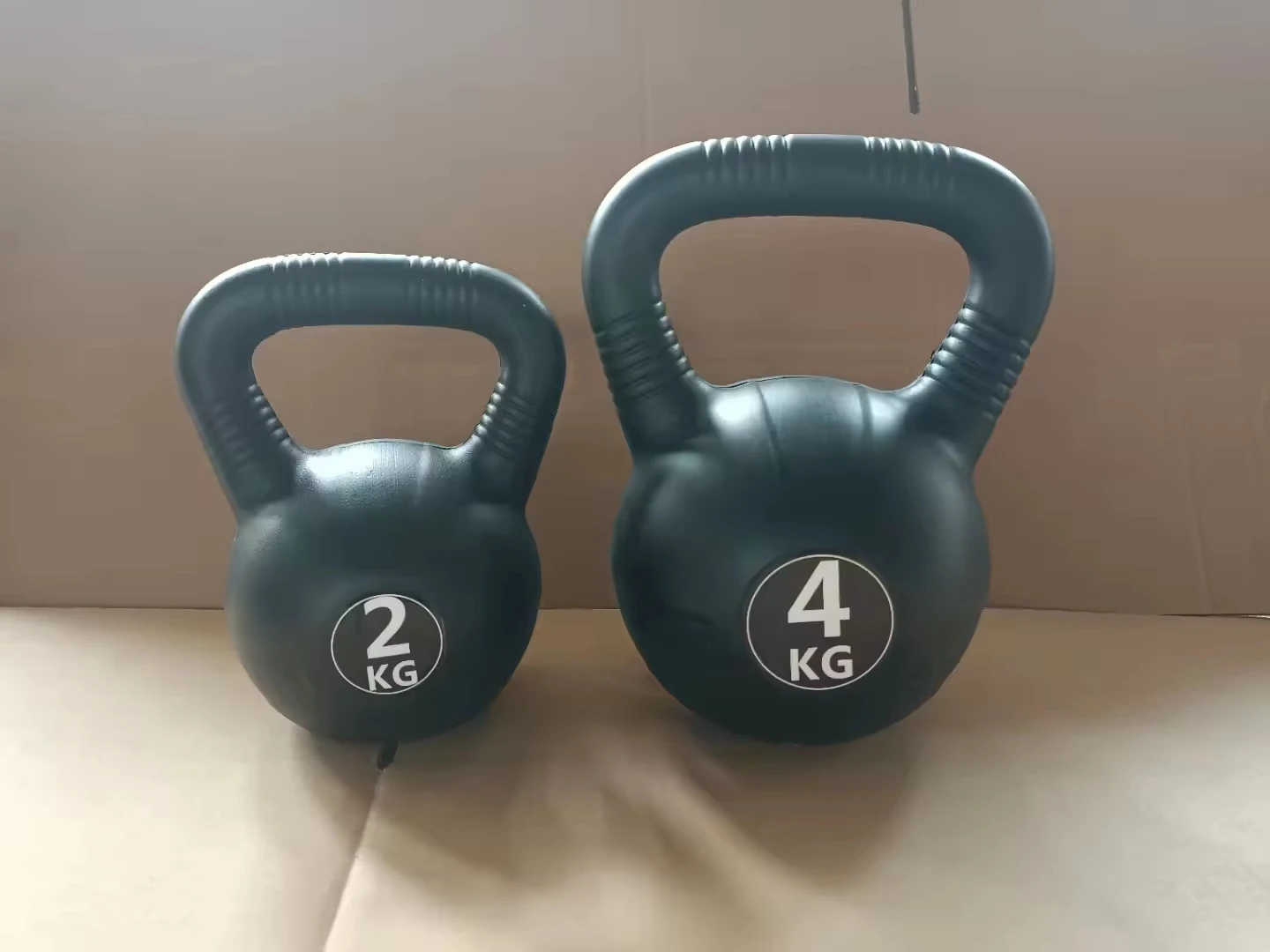 Dinuo Gym Cement Kettlebell Weights Set Weightlifting Equipment Men/Women Custom Kettlebell for Body Workout