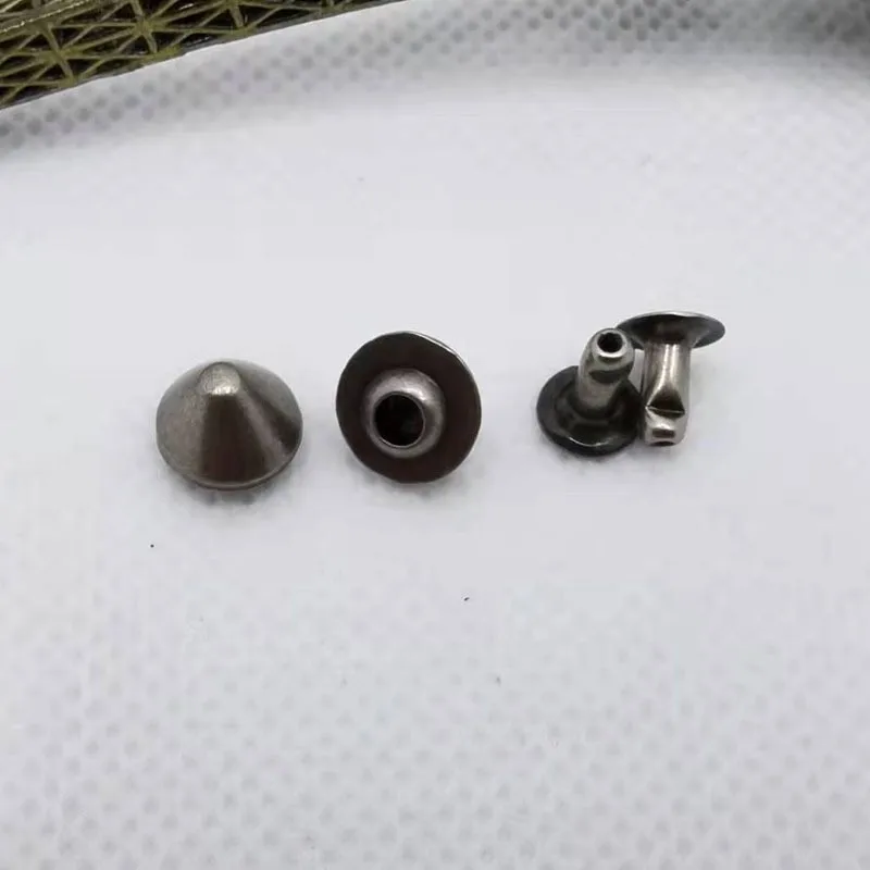 High Quality Bullet Rivets Metal Cone Punk Rivet Spike Stud Rivets Decorative
