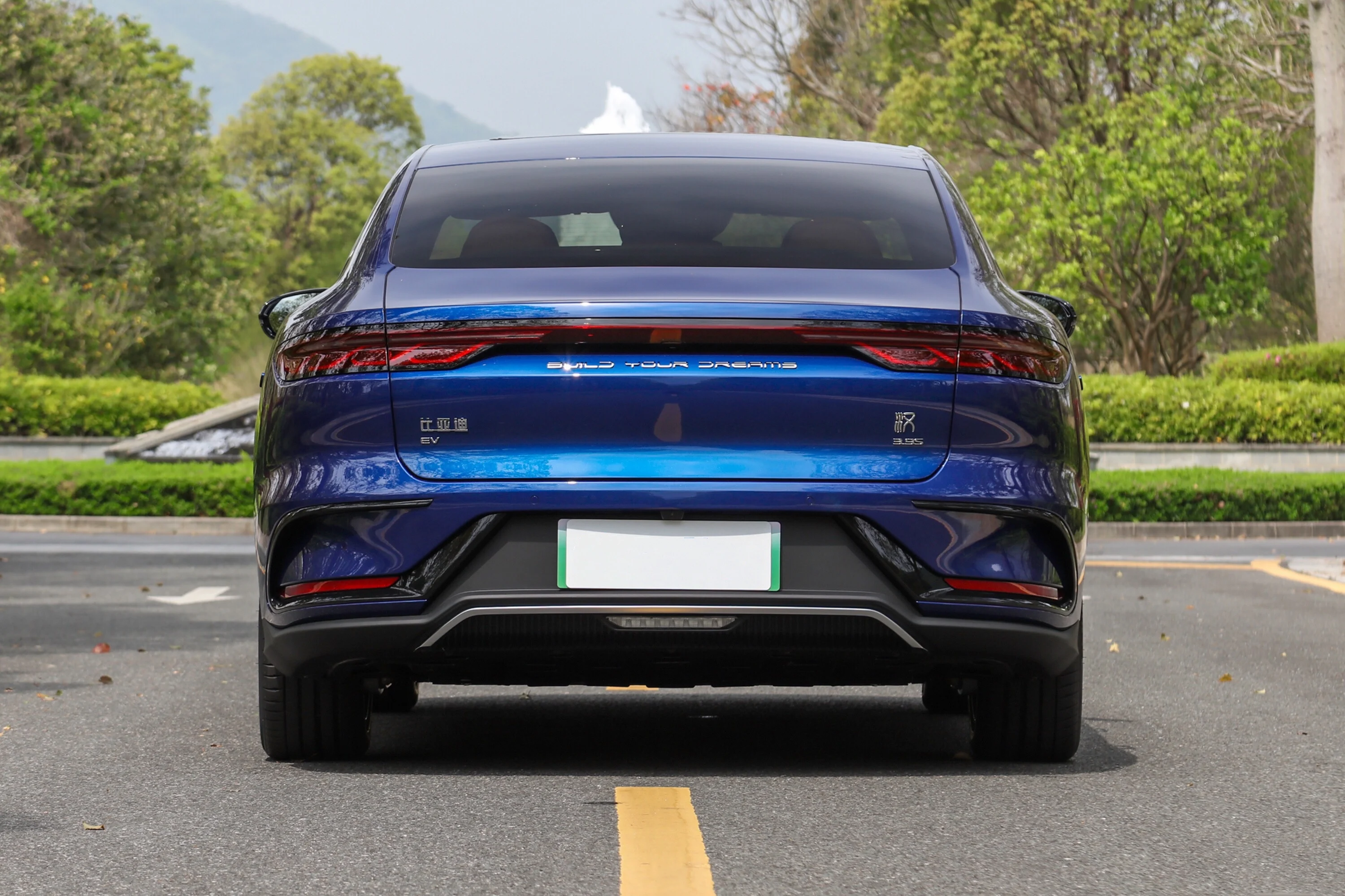 Cheap ID4 CROZZ  BYD SONG TANG HAN YUAN New Energy Car 2022