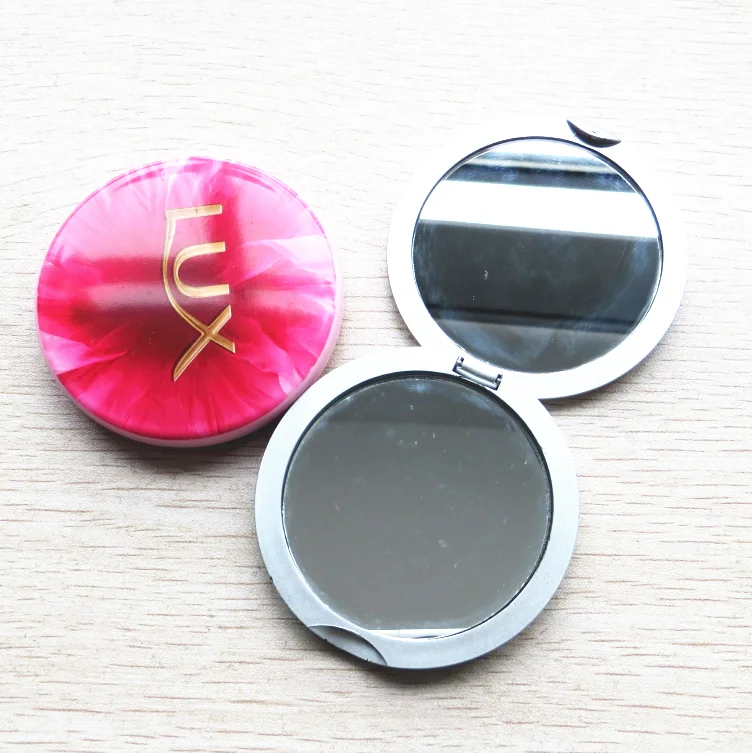 Professional classic mirror for promotion