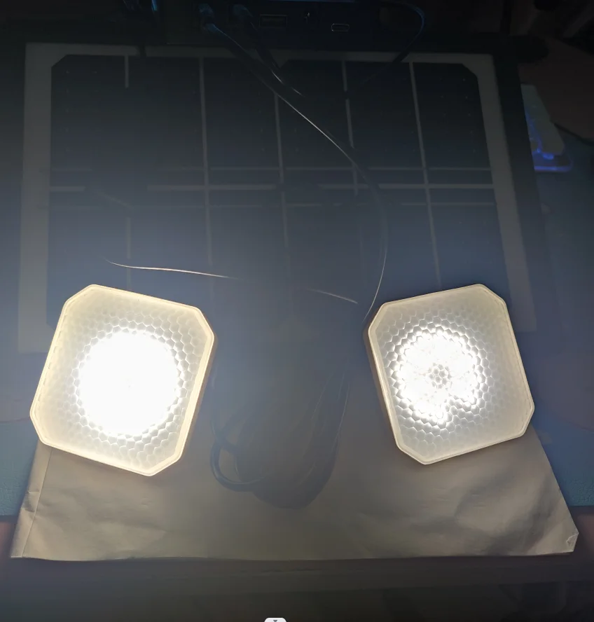 High capacity 6000mah lithium battery emergency solar lighting system indoor home rechargeable solar energy kit with 5w bulb