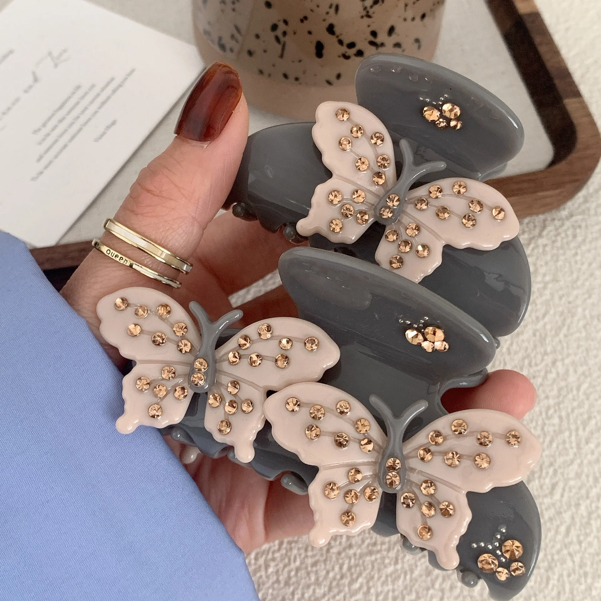 PDANY Elegant Women Ponytail Holder Acetate Hair Claw Clip Shiny Crystal Butterfly Hair Clips Ladies' Custom Accessories