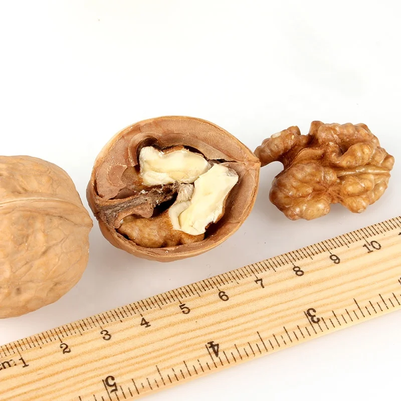 Свежие ядра грецких орехов, люминесцентные ядра грецкого ореха без кожи