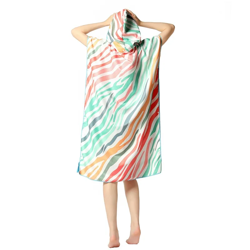 Printed adult bath towel cloak with hood absorbent quick-drying bathrobe can be worn for travel