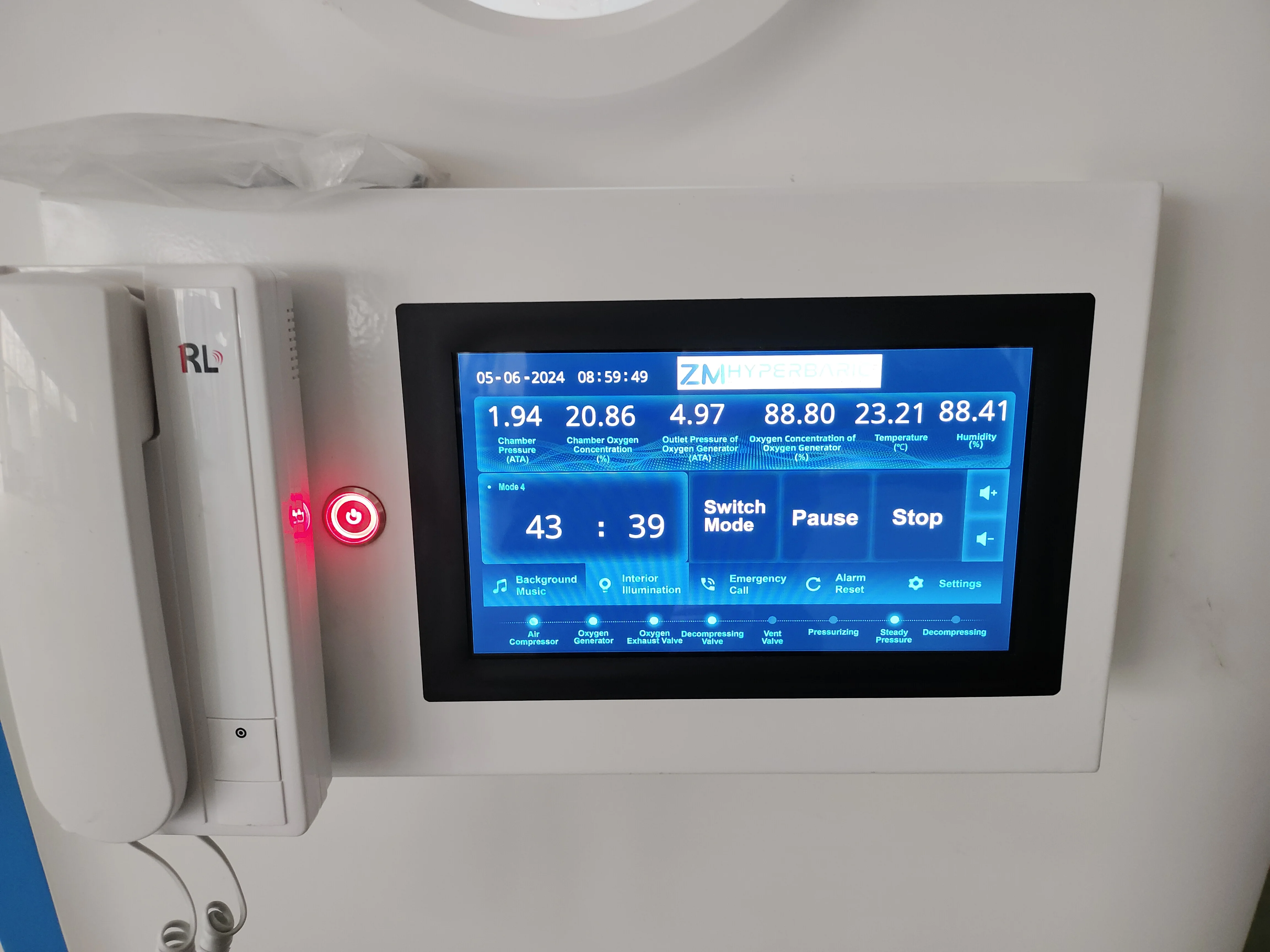 2.0ATA Hard Shell Double Seats Hyperbaric Chamber With Camera Hyperbaric Chamber