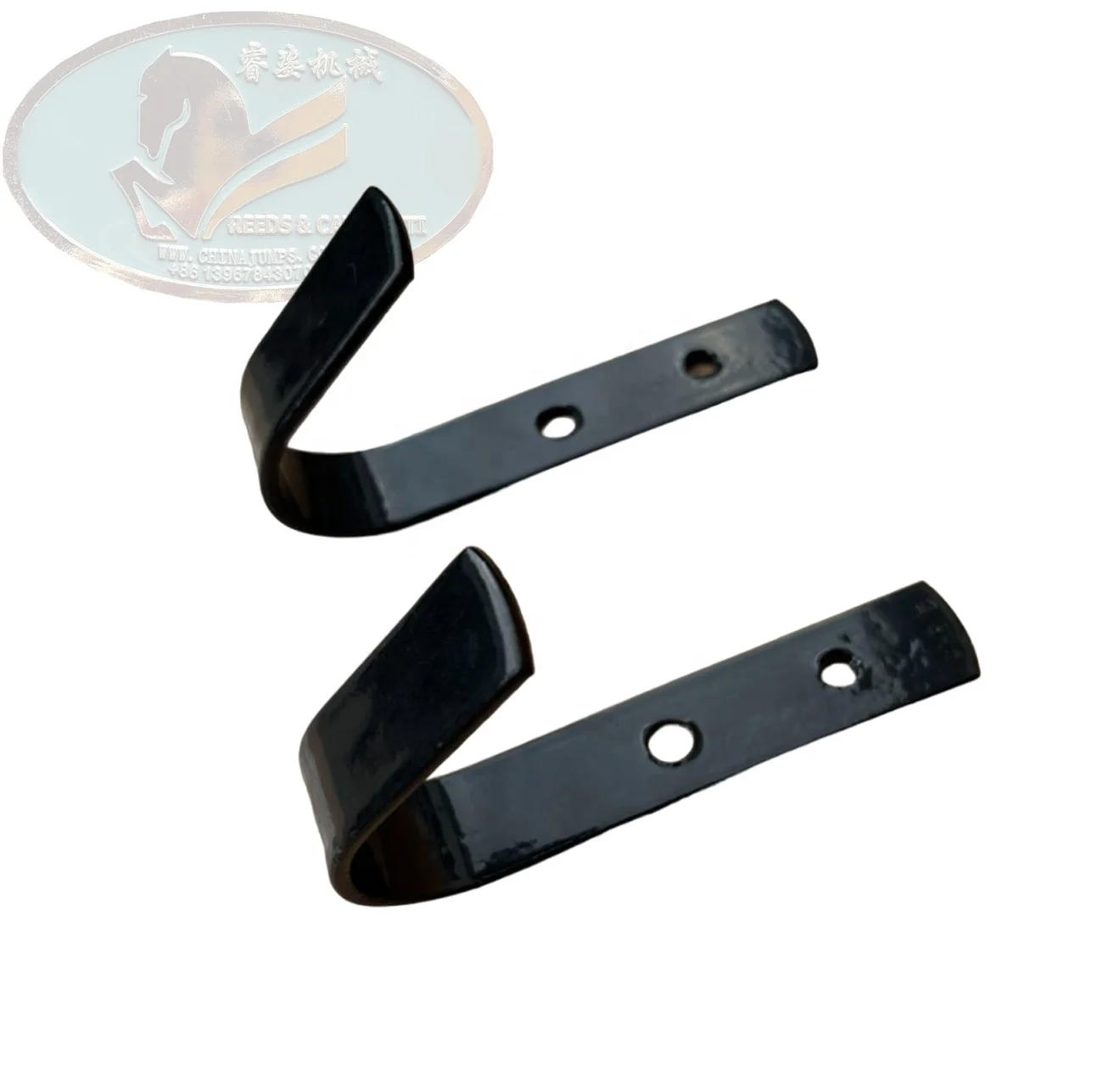 5pcs a set Pure iron high-quality stable hook hanging saddle horse rope horse protective gear and stirrup