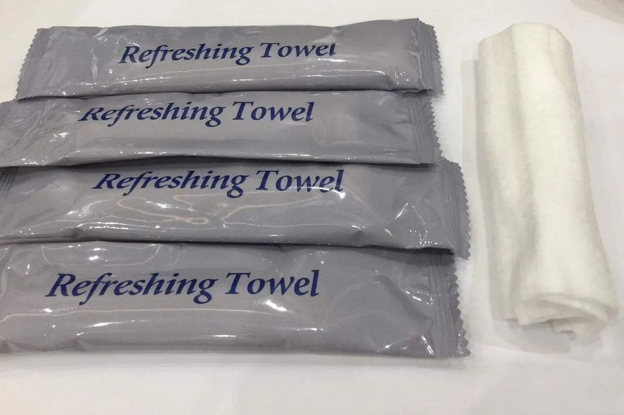 Middle East  Custom logo Individual Face Hand refreshing towel Single Pack Spunlace cotton  Wet Towels