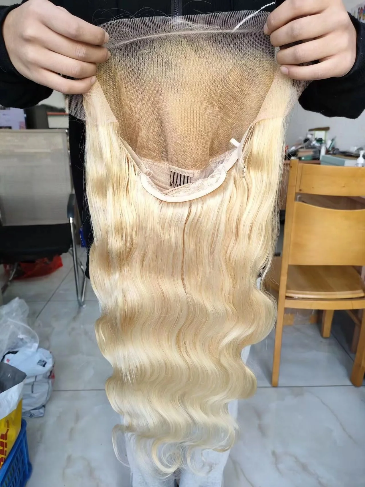 Amara cheap wholesale human hair wig lace front wig body wave 13x4 13x6 natural swiss lace front wig body wave