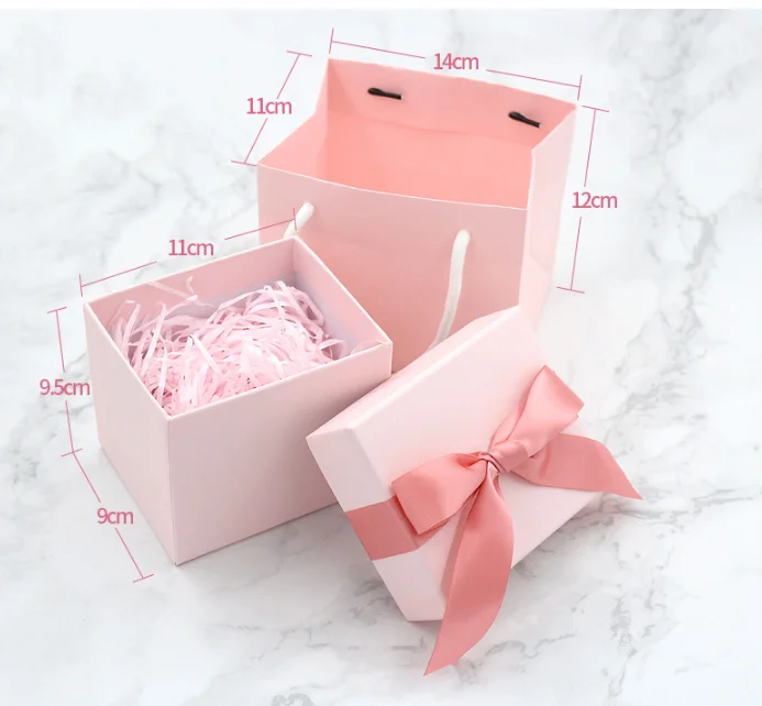 Wholesale custom luxury sweet wedding favour candy box gift box with ribbon