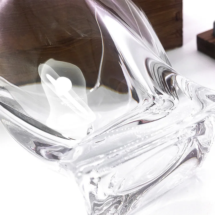 top selling Personalized Twist Whiskey glasses Decanter Set Gift Box for Men