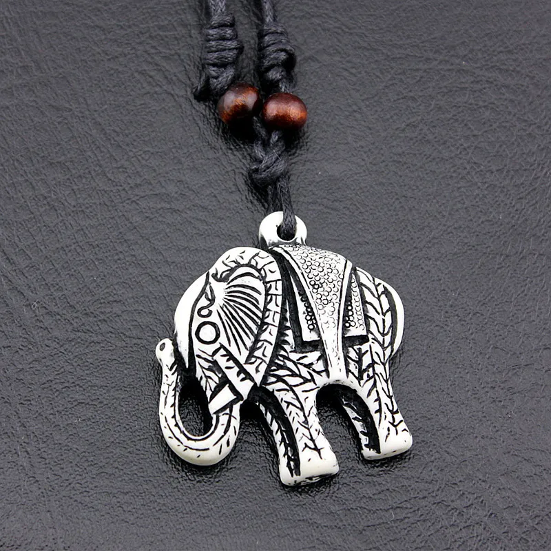 Ethnic Handmade Wax Cord Wood Beads Adjustable Choker Animal Resin Elephant Pendent Totem Amulet Jewelry For Men Women