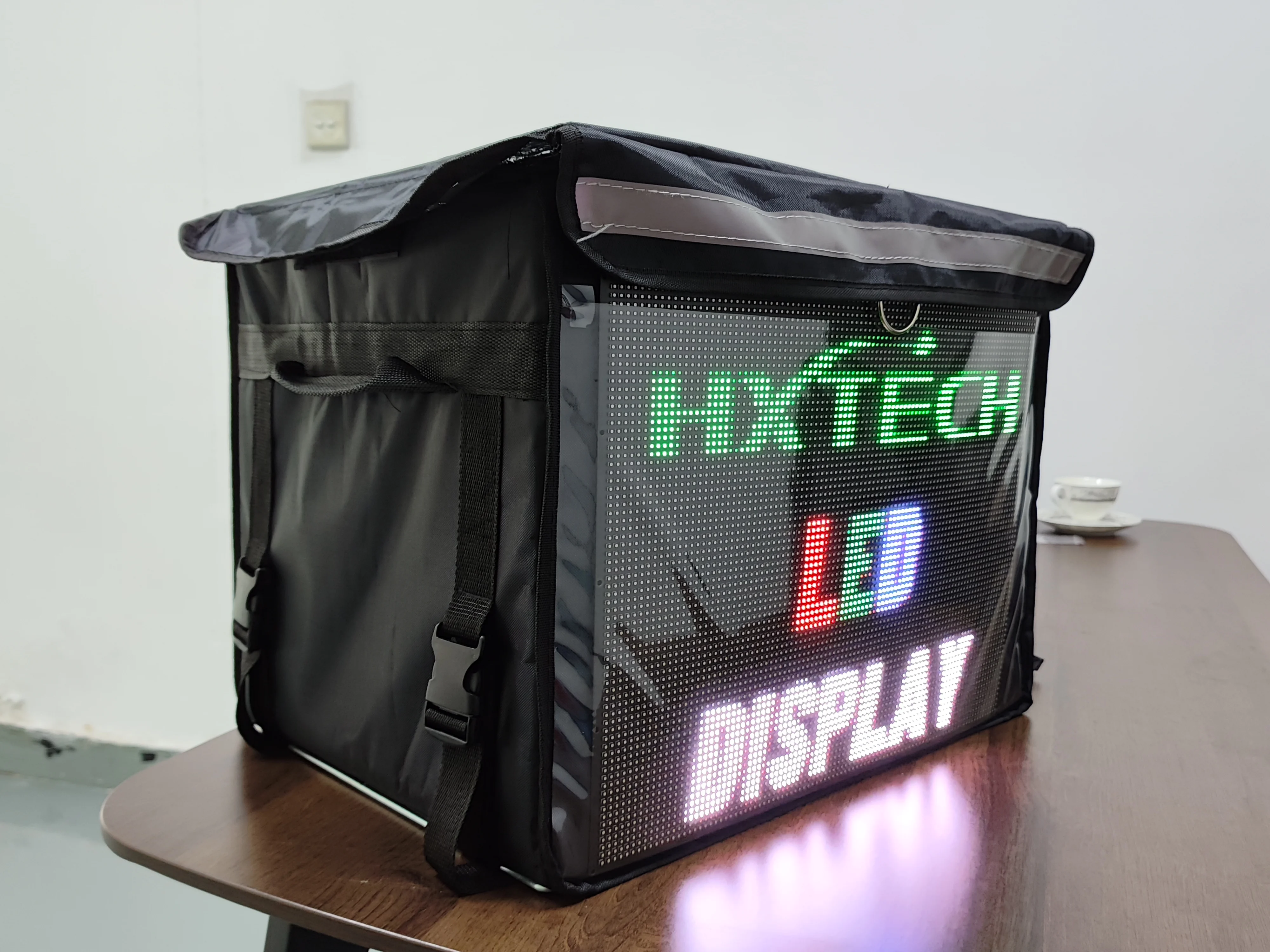 10 colors available Plastic LED Bike Delivery Box 2023 Waterproof oxford fabric Food delivery box