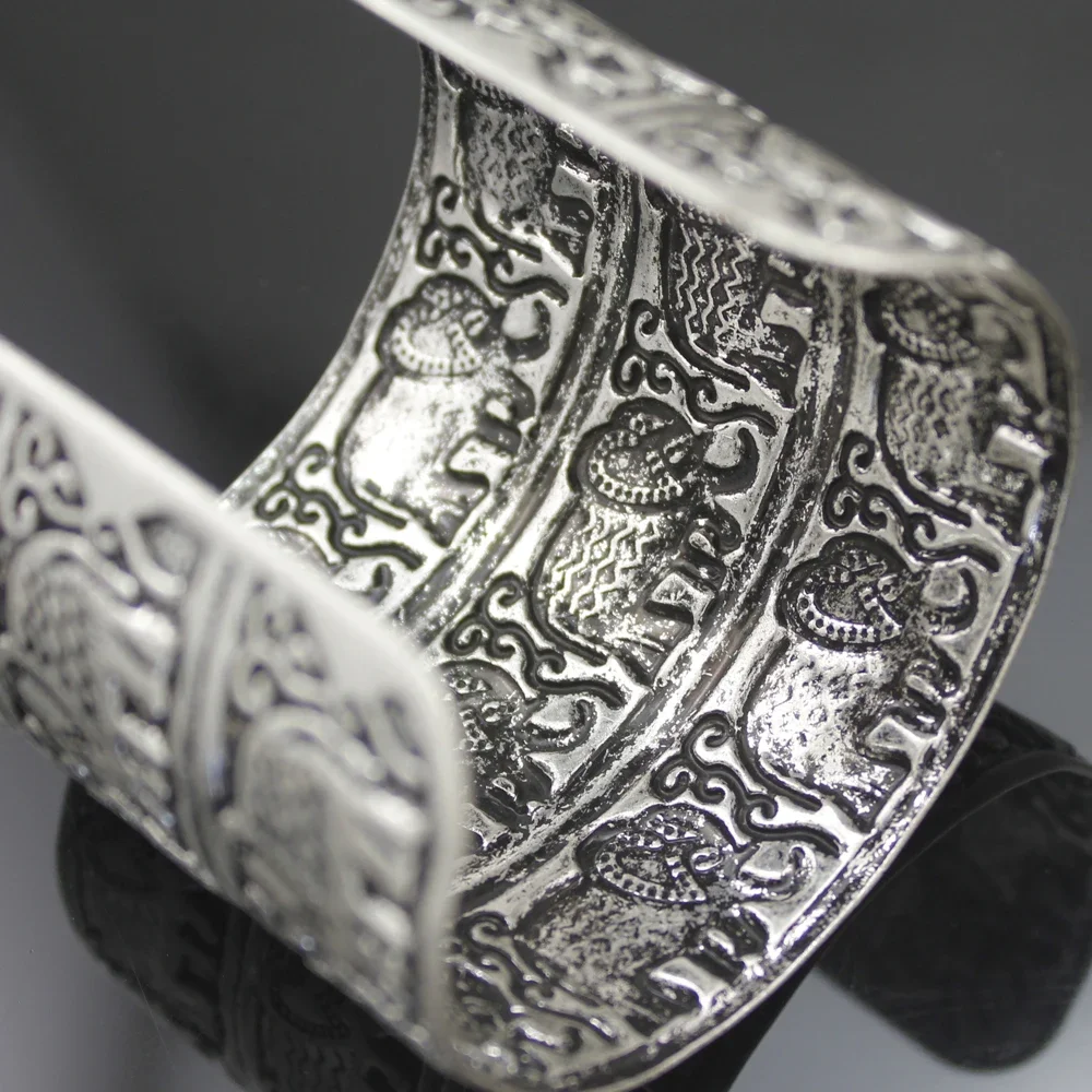 Vintage Embossed Bracelet for Woman Elephant Hindu Ganesha Big Bangle Cuff Jewelry Anime Unisex Fashion Accessories Gift