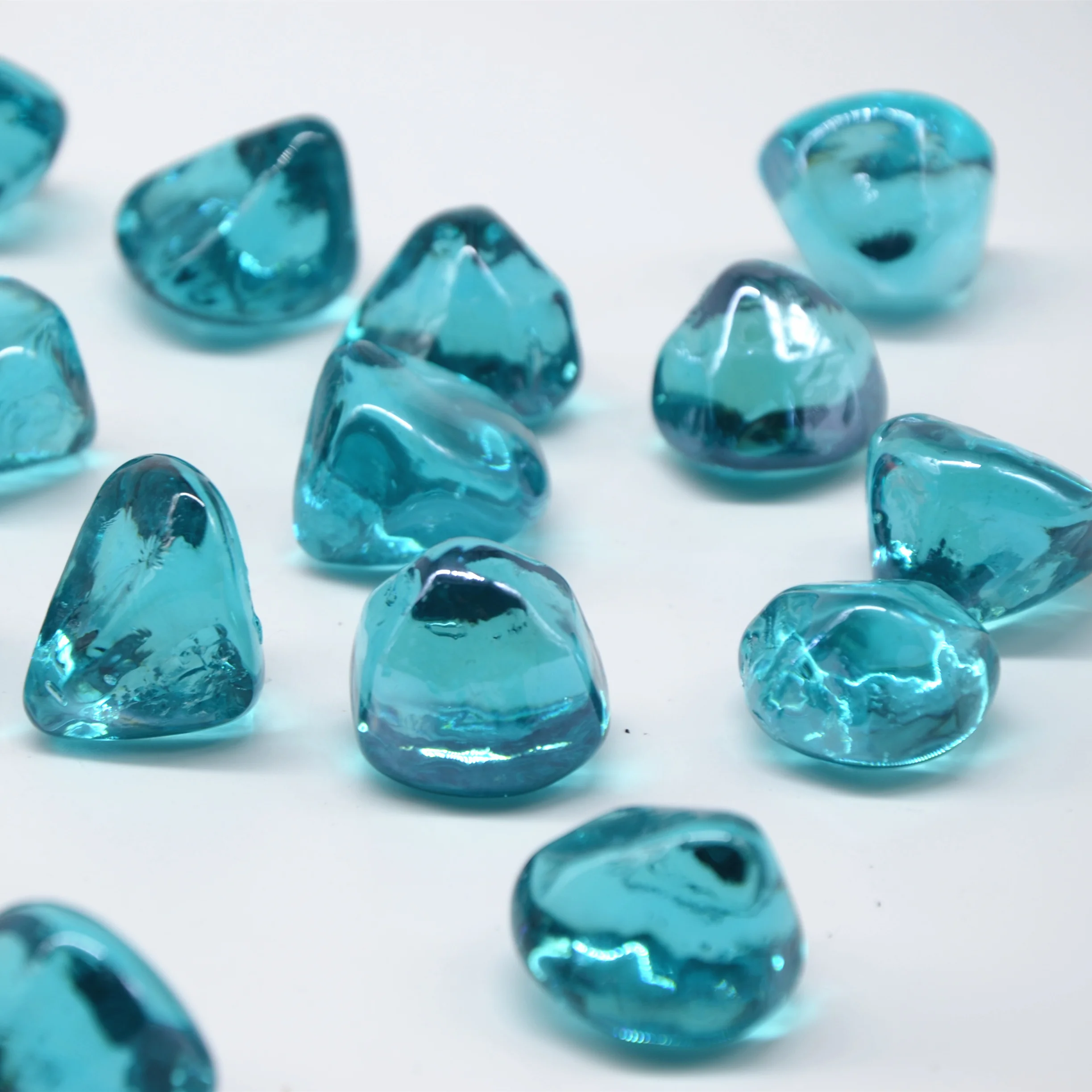 Производитель бриллиантовых камней небесно-голубого цвета стеклянные камни для камина и озеленения сухих