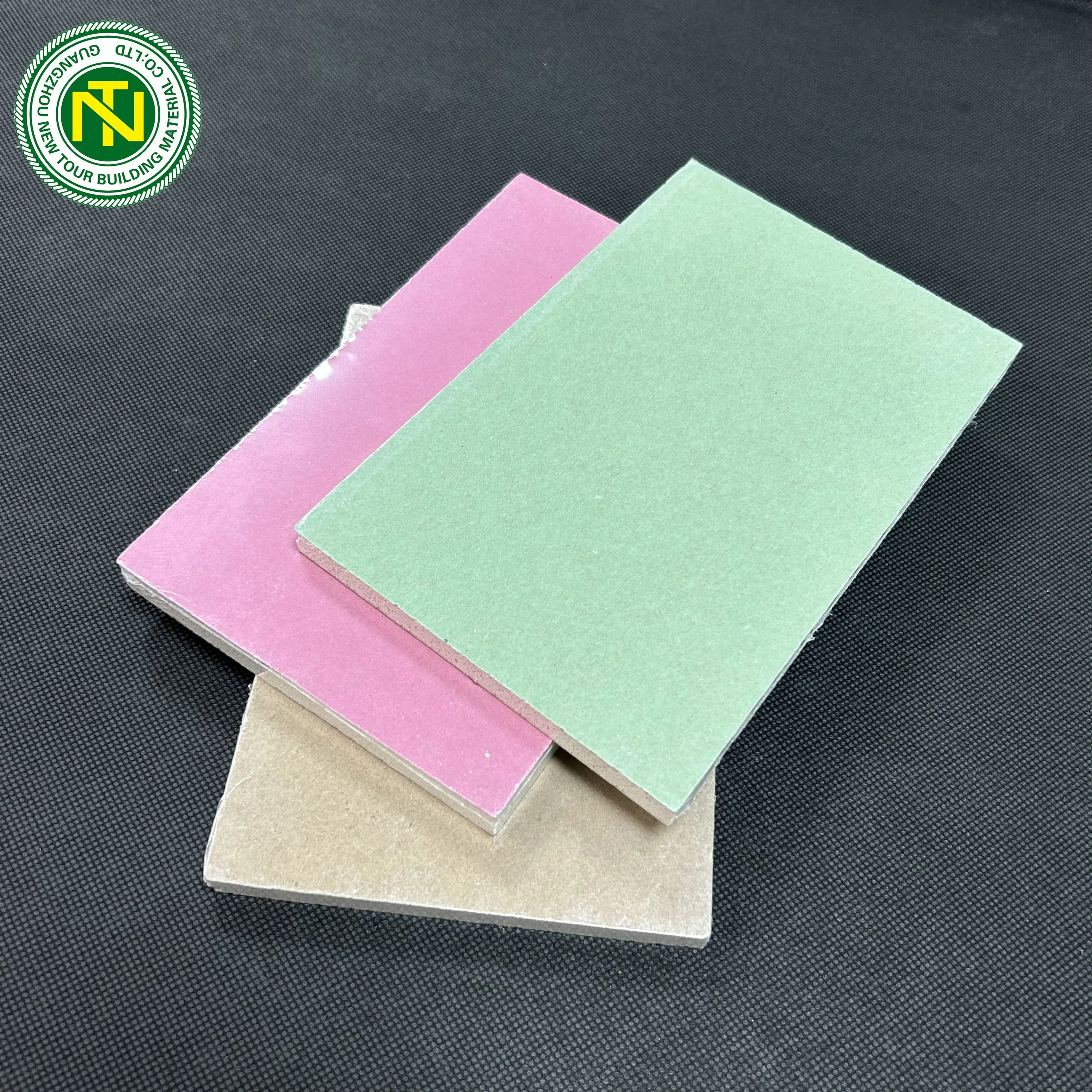 High Quality Gypsum Board/ Plasterboard/ Drywall SIZE 1200*2400*9.5 MM for ceiling