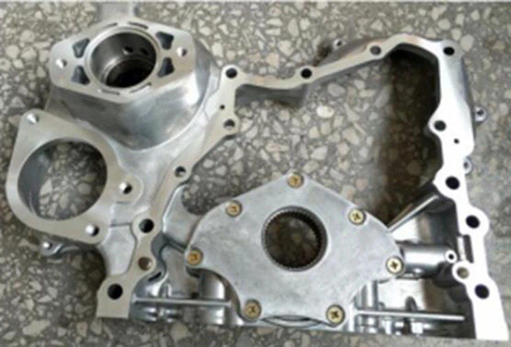 11301-58021 OIL PUMP COASTER 14B TIMING GEAR CHAMBER COVER FOR DYNA BU 303 TOYOACE 3.7 LTR DIESEL 1999-2018