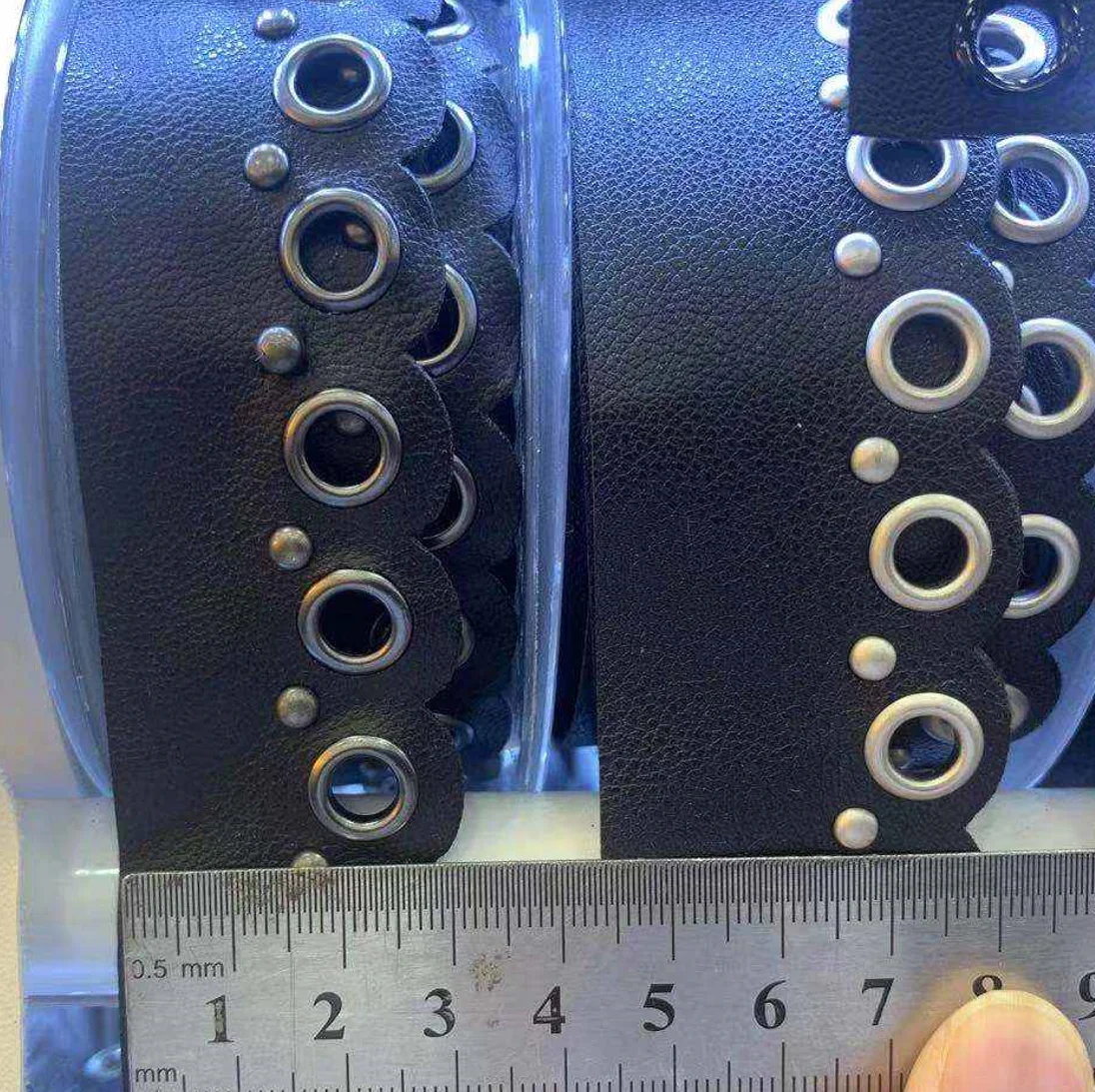 Free Sample Customized Designs PU Leather Trim for Clothing