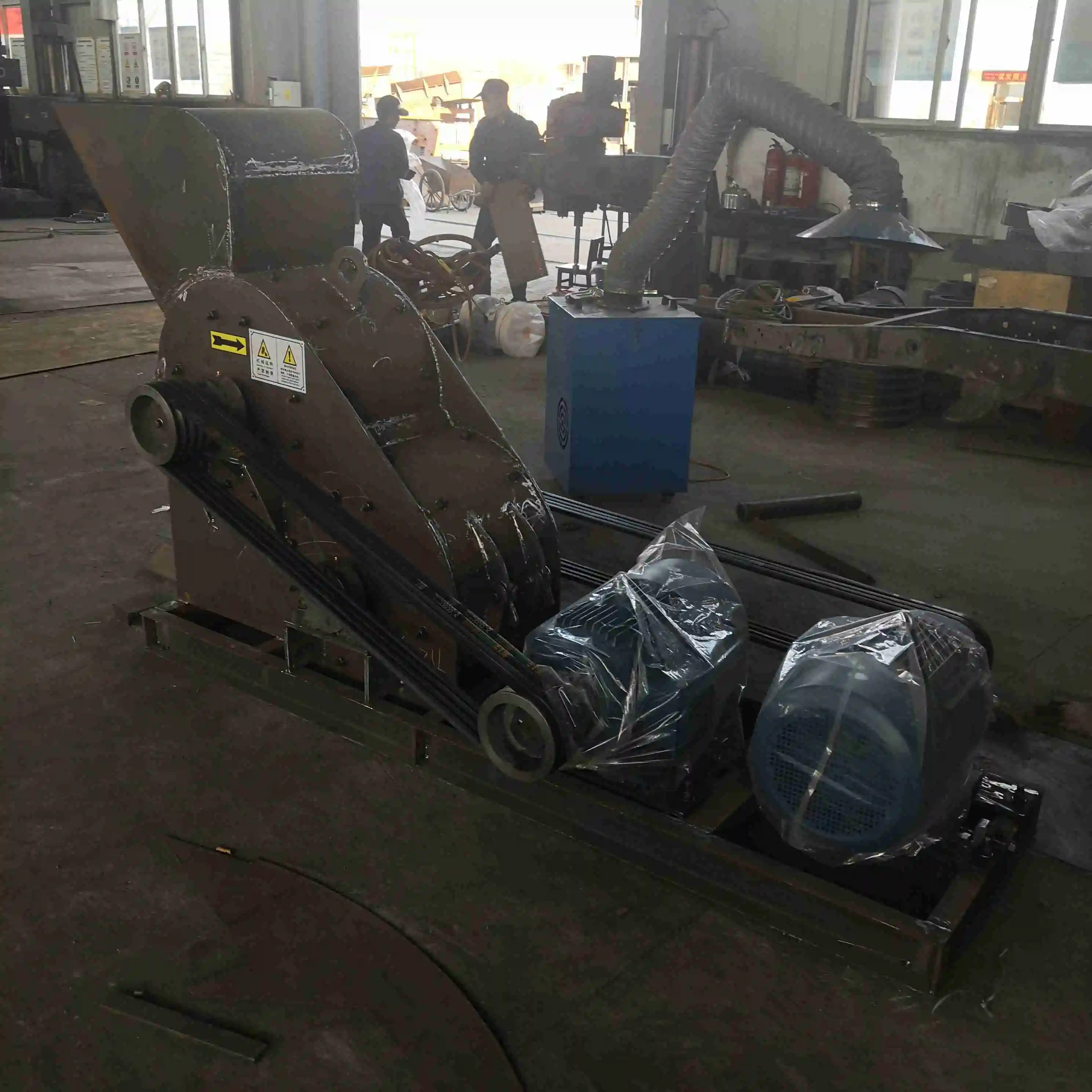 Hot Selling Heavy Duty Two Stage Screenless Crusher