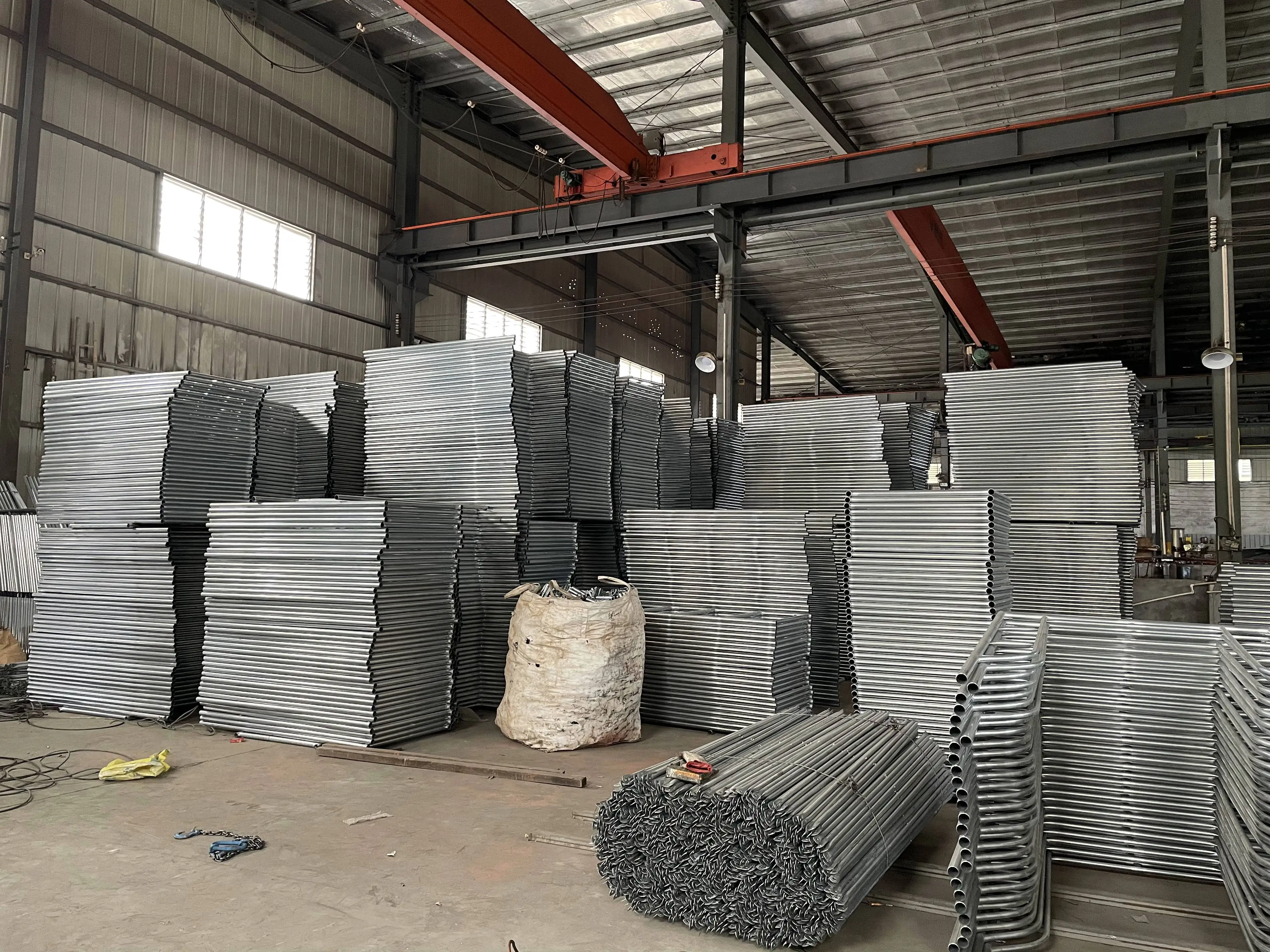 Cross braced  scaffold  ladder type fastener steel pipe scaffold tubular frame scaffolding