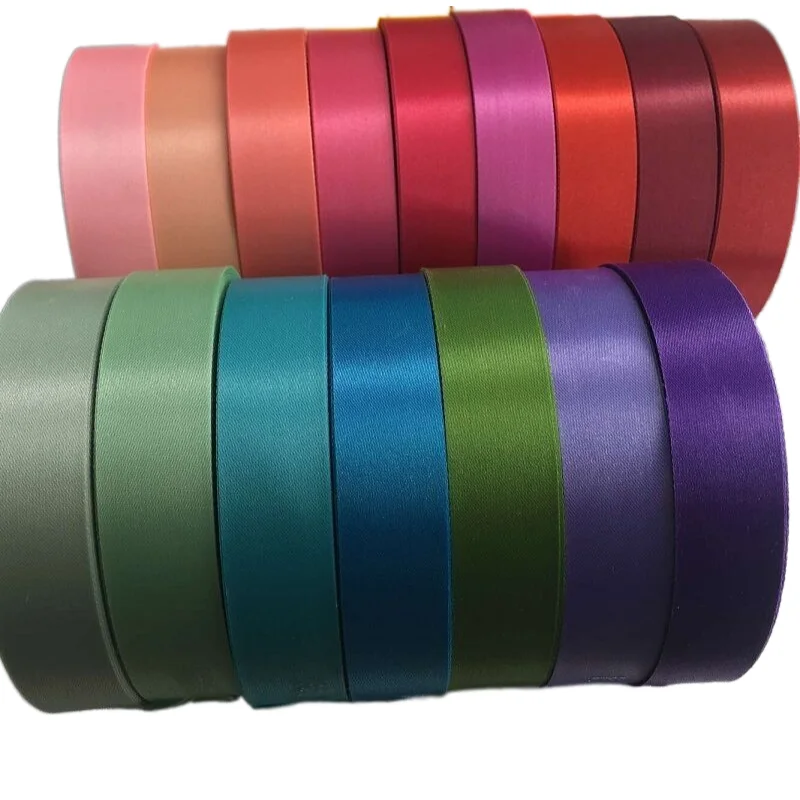 Оптовая продажа заказной логотип ширина 1 см лента атласная для украшения подарка на Рождество