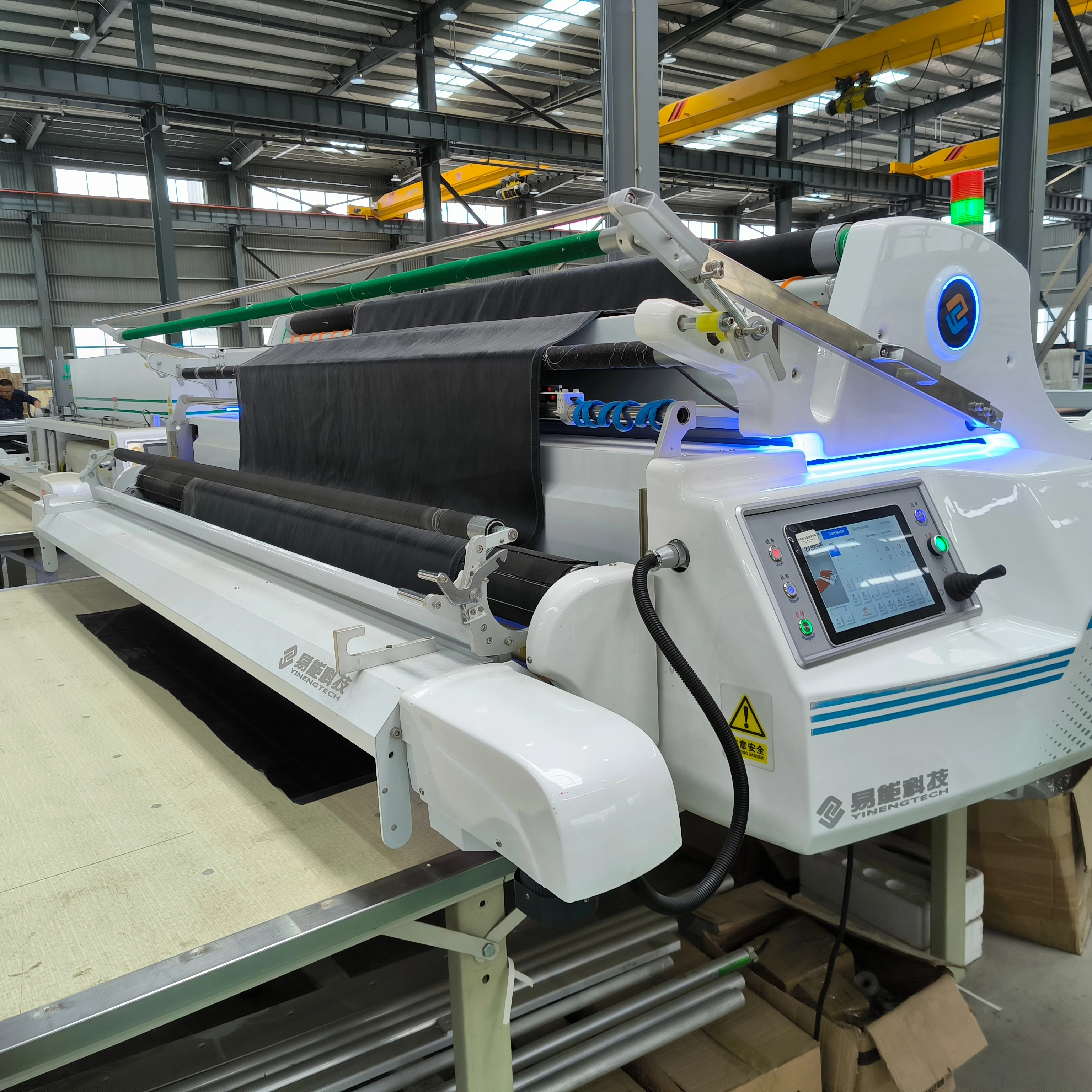 CNC Fabric Spreading and Cutting Machine for Garment