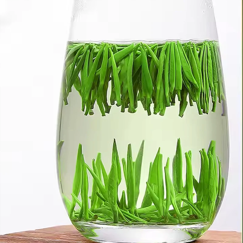 Hot selling wholesale vitality enhances natural high caffeine foam resistant  high mountain silver needle green tea