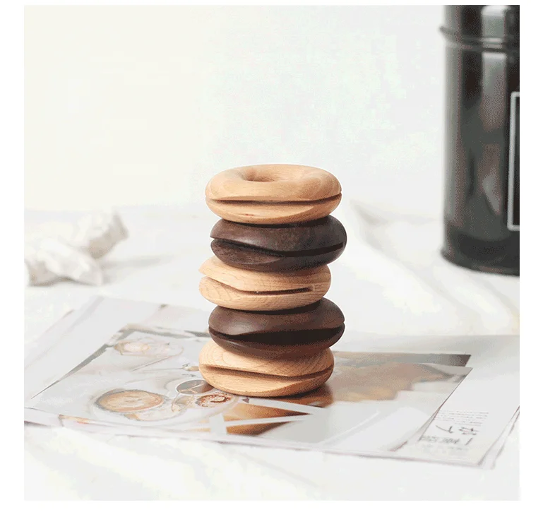 Creative wooden doughnut sealing clip Snack sealing clip Solid wood mouth sealer for household food packaging