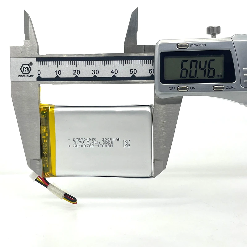 OEM Custom Pouch Cells LiPo Batteries Rechargeable Li ion Battery Manufacturer 3.7V Li Polymer 2000mAh 704060 Battery