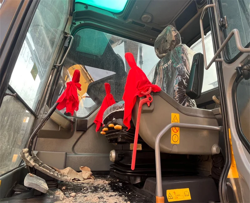 Low hours Original Used excavator Volvo EC290  29 ton High Quality Volvo ec290 Hydraulic crawler Used excavators for sale