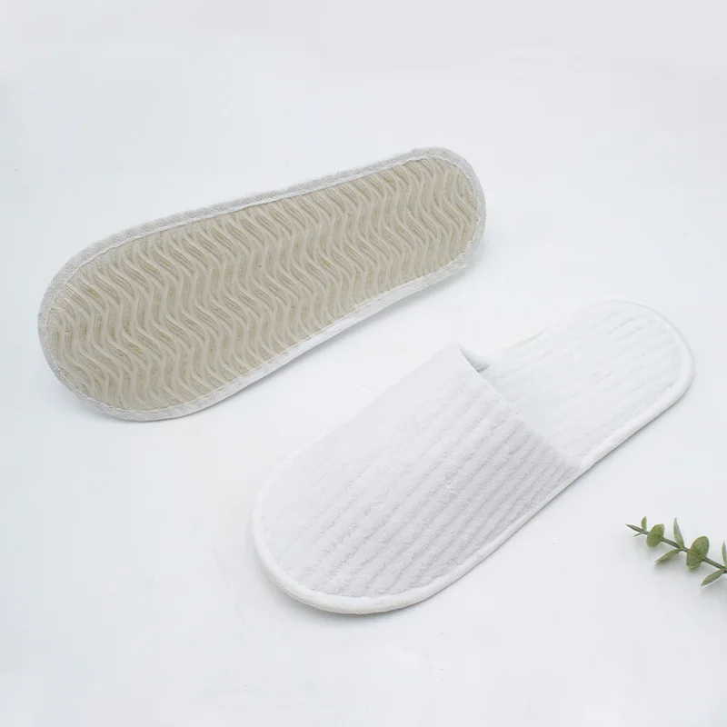 Disposable Hotel Slippers Custom Logo For Spa OEM Wholesale Guest Bedroom Slipper Biodegradable Hotel amenity